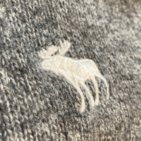 Abercrombie and Fitch Mens wool sweater size large grey - Picture 3 of 4